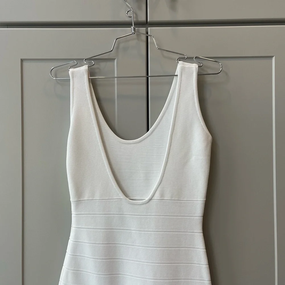 Herve Leger Paris White Bandage Silk Ruffle Trim Formal Cocktail Dress Small - Picture 10 of 11